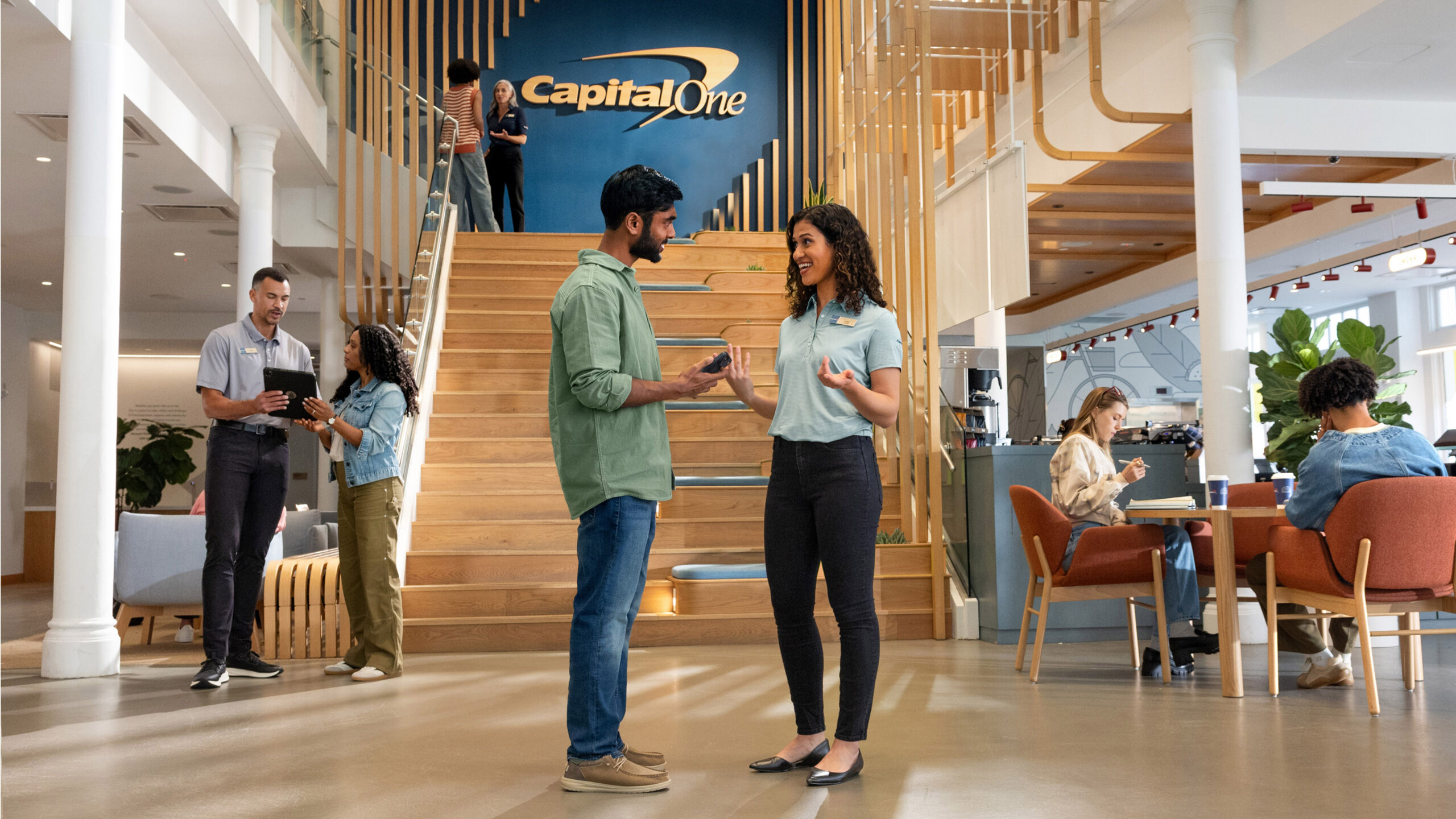 T.6 Video image desktop@2x T.6 Video image desktop@2x